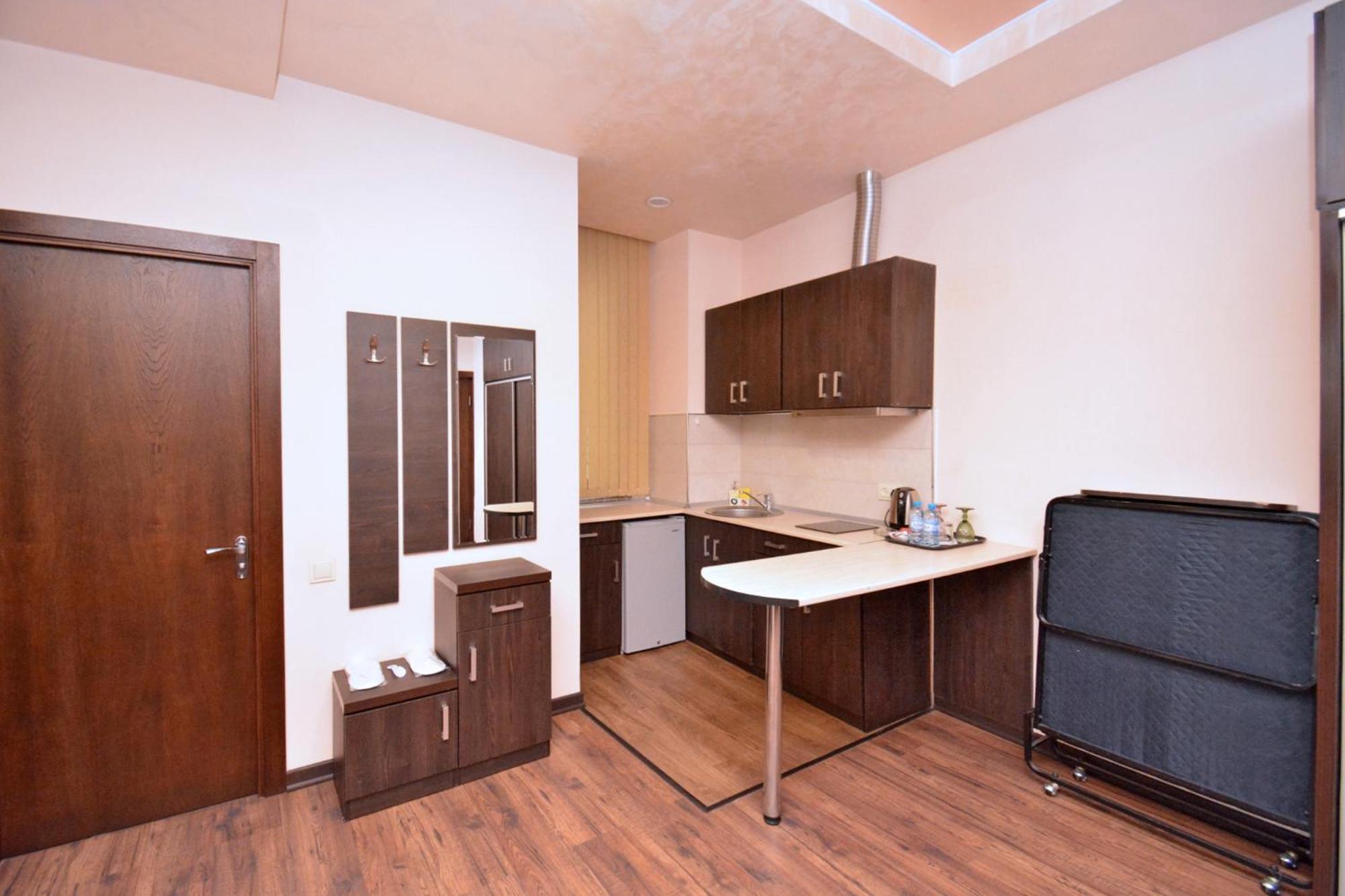 Partez Hotel Erivan Dış mekan fotoğraf