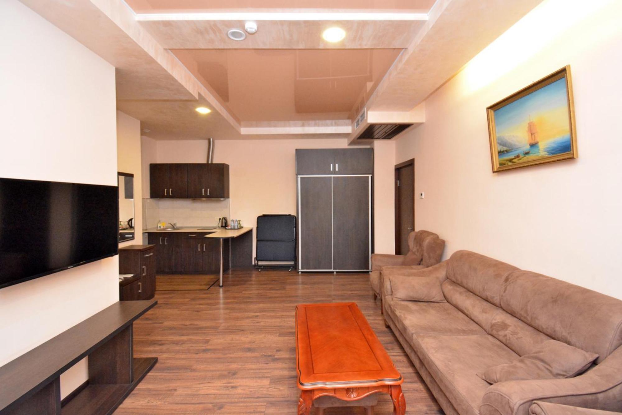 Partez Hotel Erivan Dış mekan fotoğraf